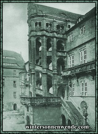 Torgau. Im Schloßhof.