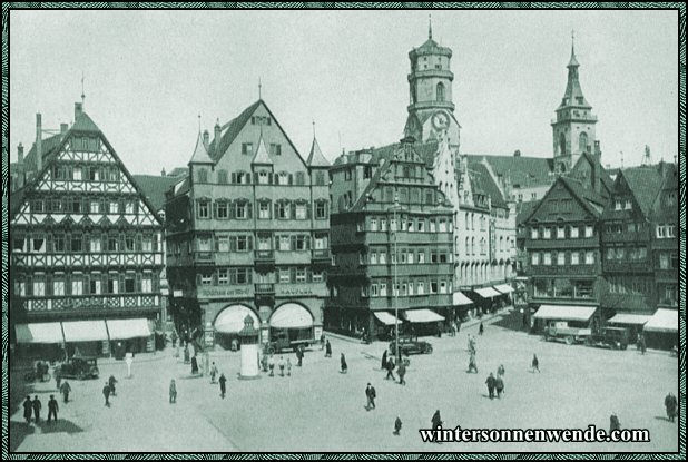 Stuttgart. Marktplatz mit Stiftskirche.