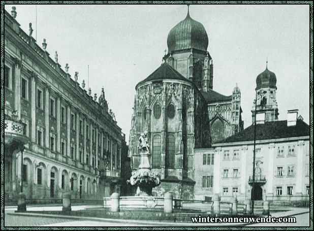 Passau. Der Dom mit dem Marienbrunnen.