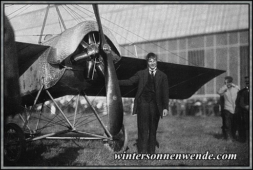 Anton Fokker und sein Militäreindecker.