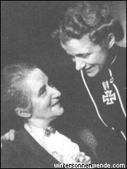 Hanna Reitsch mit ihrer Mutter