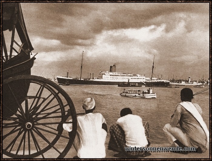 Der Norddeutsche Lloyd-Dampfer  'Scharnhorst'  im Hafen von Colombo,
Ceylon.