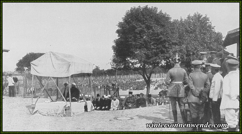 Mohammedaner-Gottesdienst im Lager Zossen.