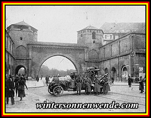 Fliegerabwehrgeschütze vor dem Sendlinger Tor.