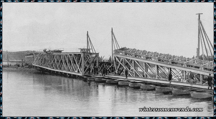 Wiederhergestellte Brücke über die Warthe.