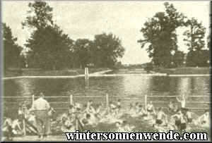 Schwimmanlage im Agricolapark.