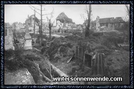 Englische Stellungen durch den Friedhof von Bois Grenier bei Armentières.