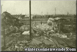 Wrecked train station facilities in Warsaw.