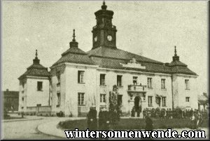 City Hall in Ostrow, now a Soldier Home.